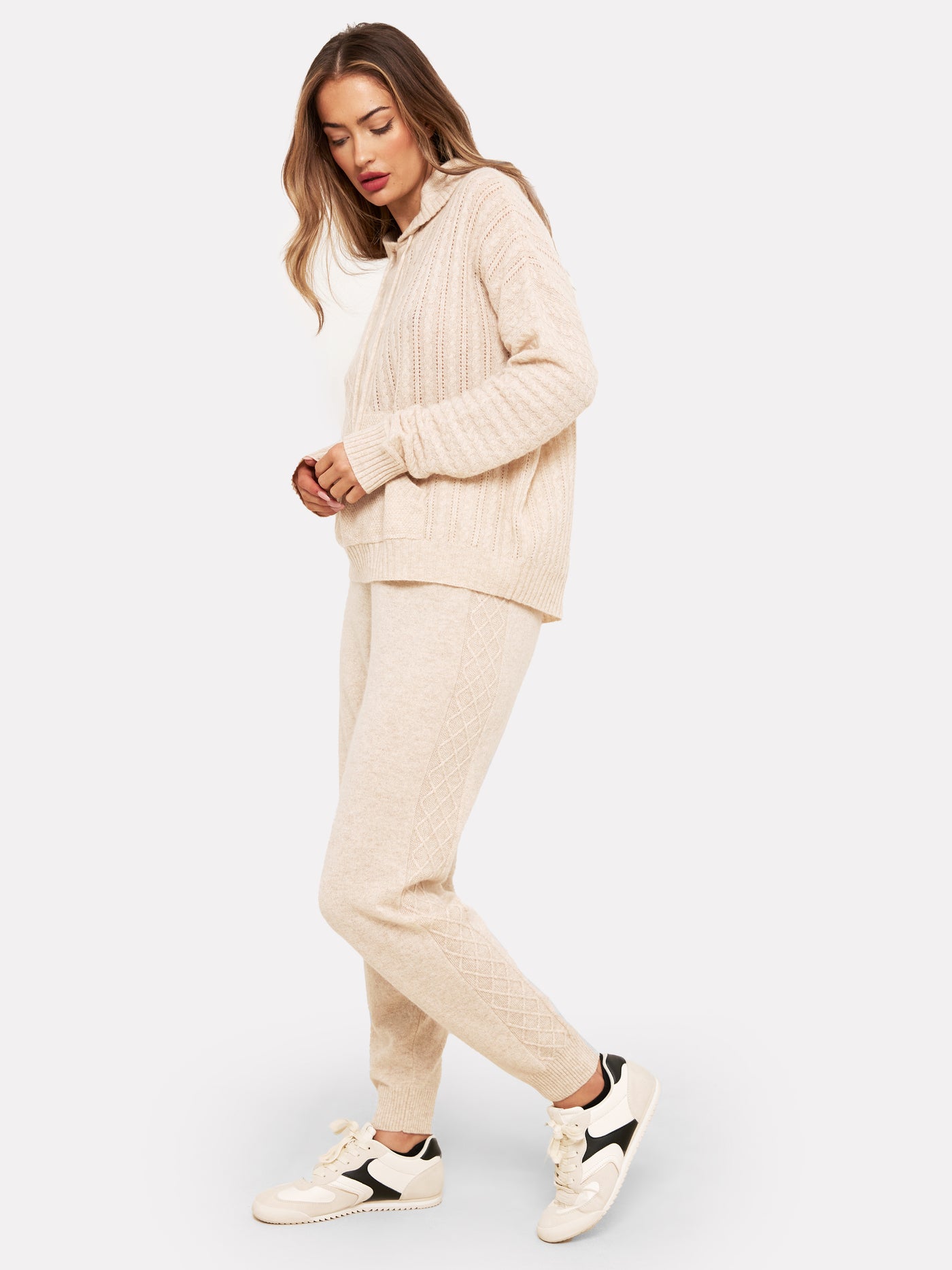 Brodie Luxe Cable Jogger Cygnet