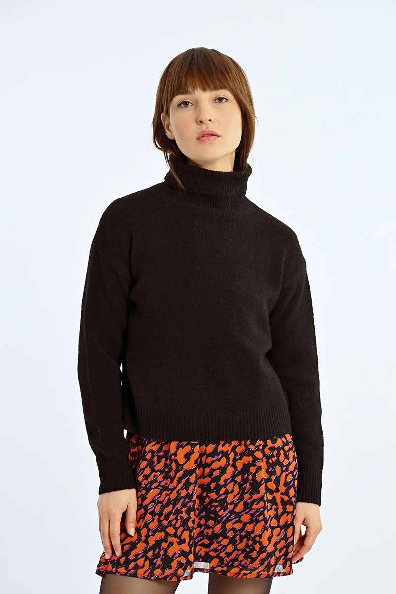 Molly Bracken Chunky Basic Turtleneck Sweater Black