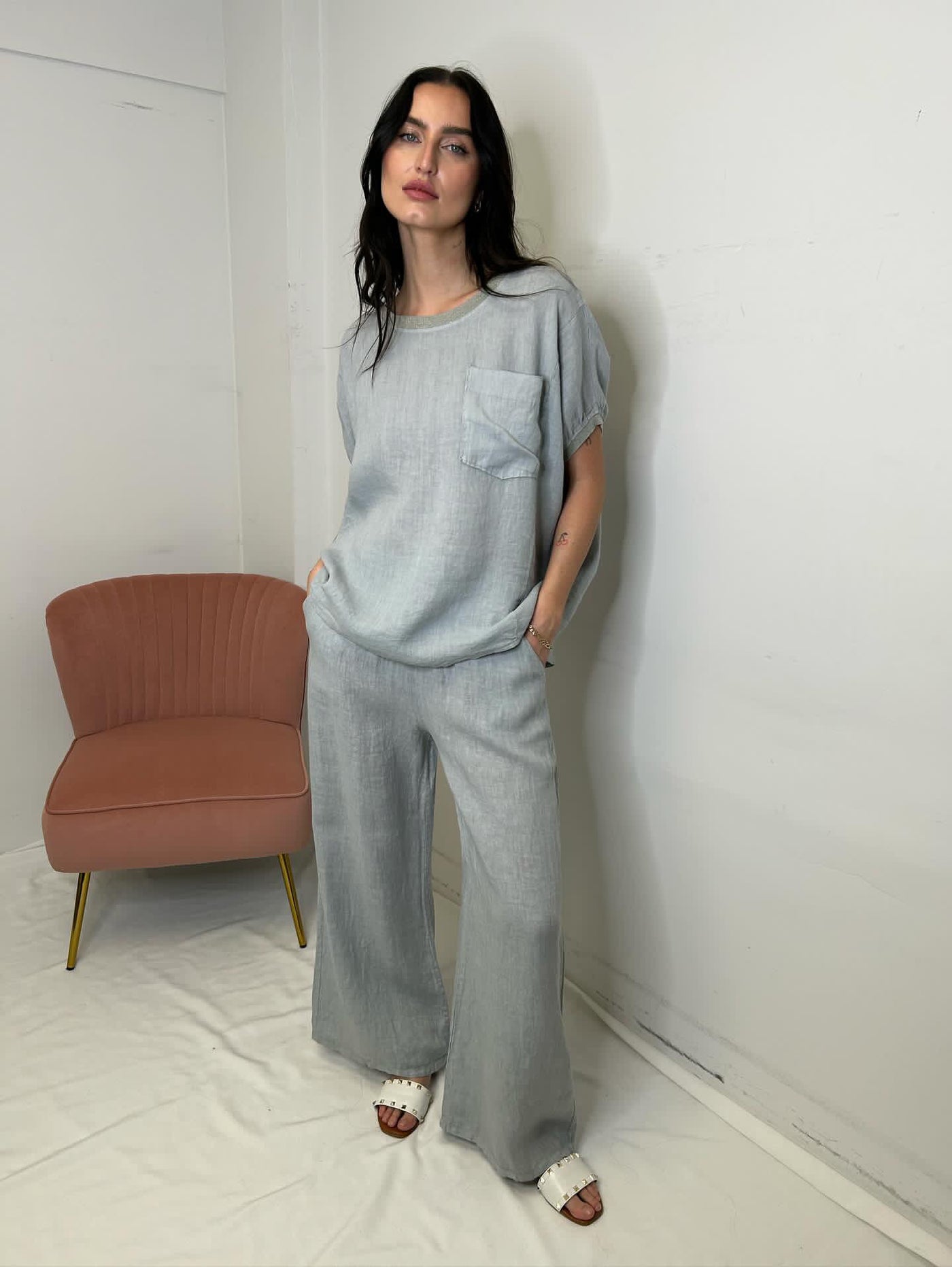 The Pink Door Wide Leg Linen Pants - Grey