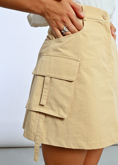 Molly Bracken Short Cargo Skirt Beige