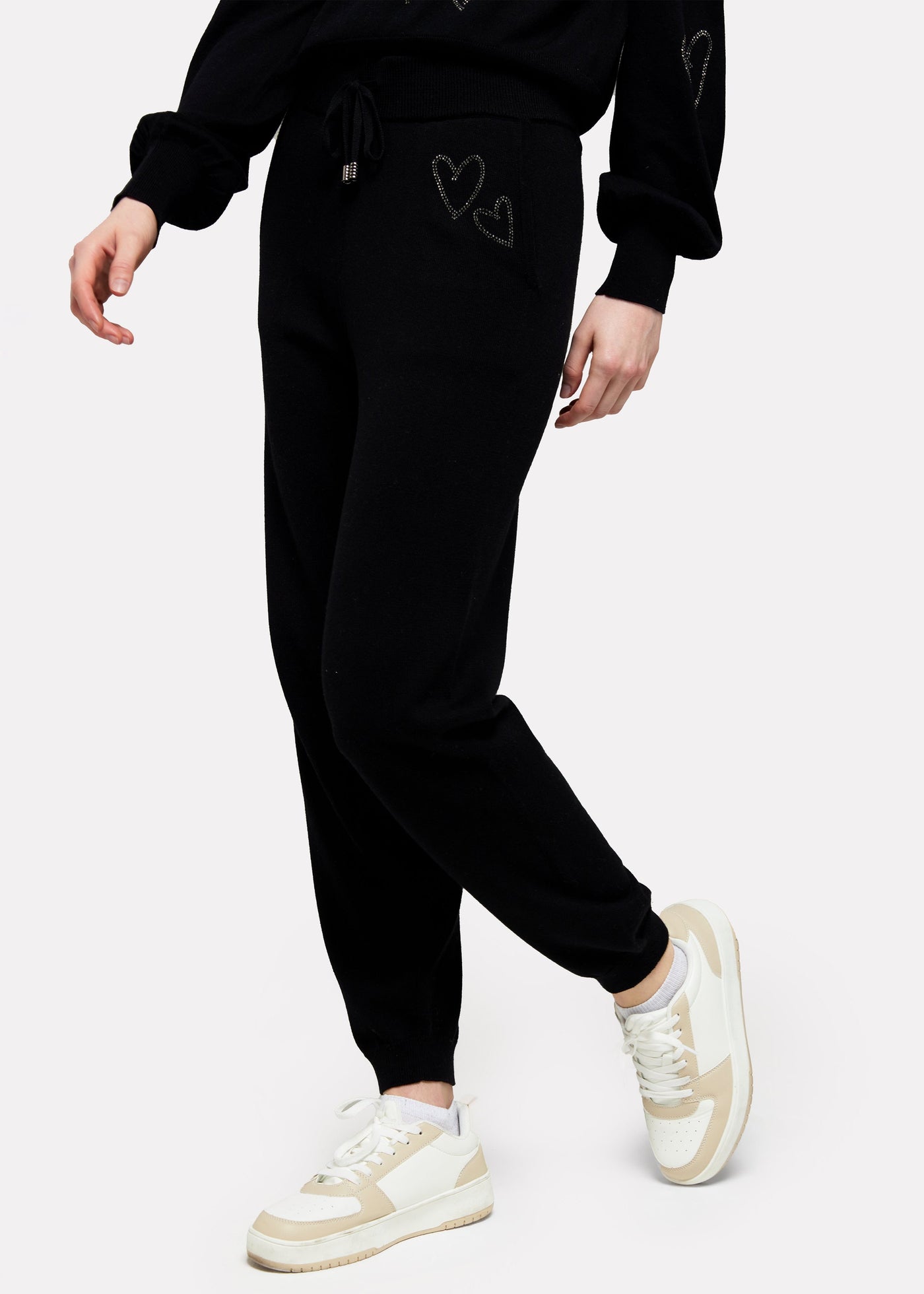 WISPR Heart Hot Fix Jogger Coal