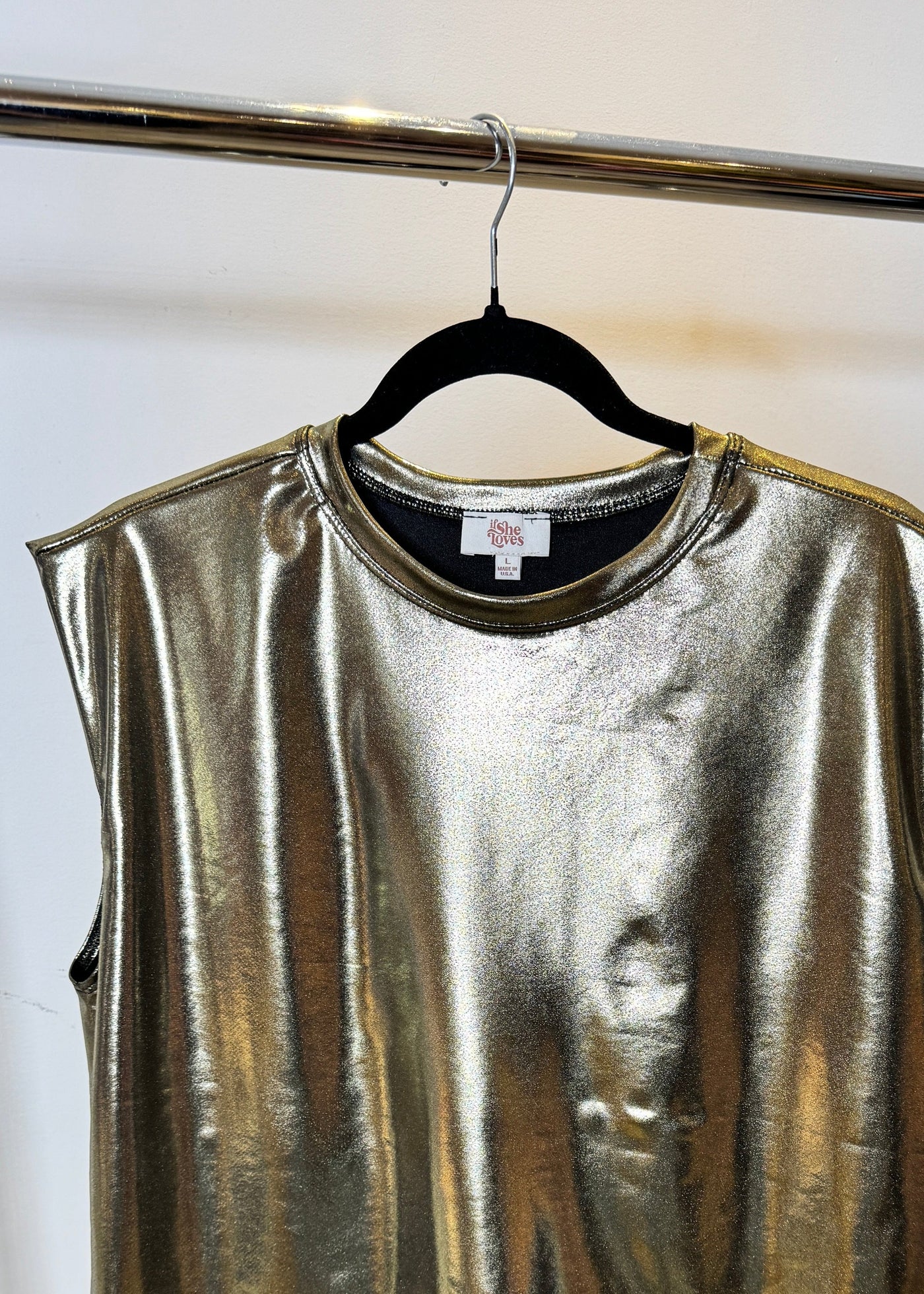 The Pink Door Metallic Cap Sleeve Top Gold