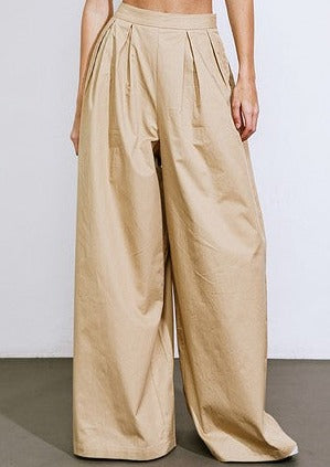 The Pink Door Extra Wide Leg Pant - Tan