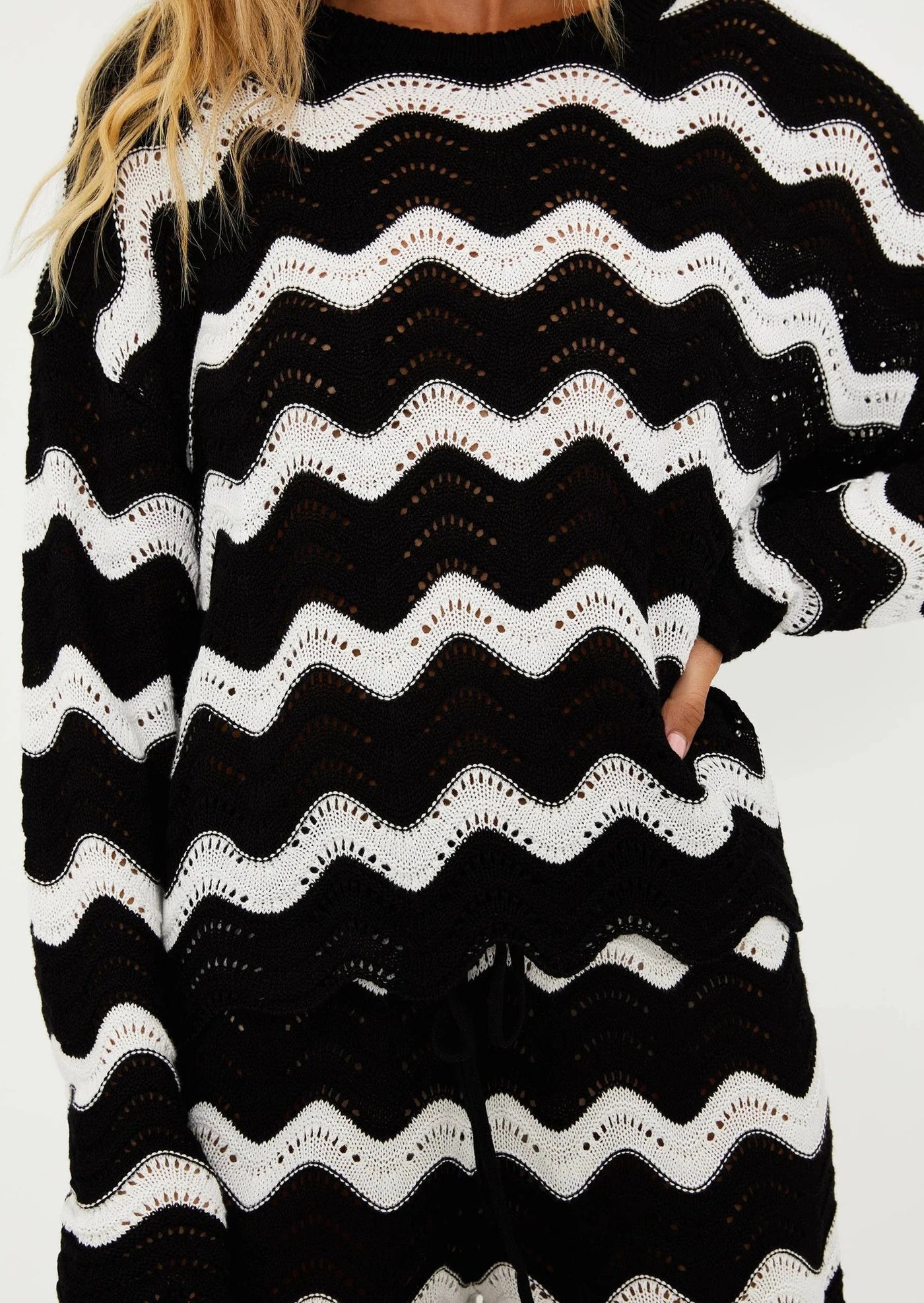 Beach Riot Beach Sweater Black & White