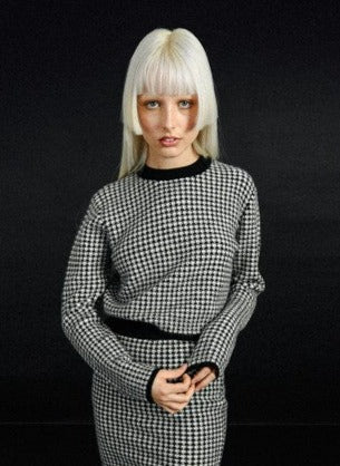 Molly Bracken Knit Houndstooth Crop Sweater