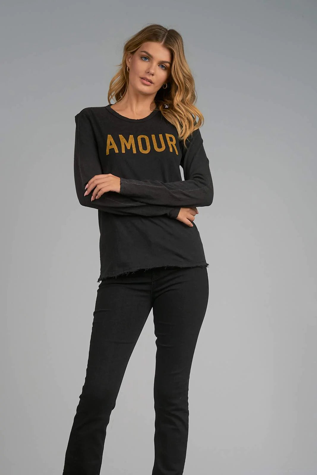 Elan "AMOUR" L/S Crew Neck Top Black