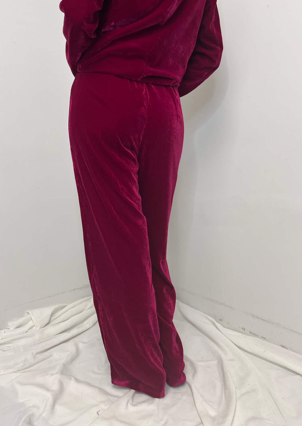 The Pink Door Crushed Velvet Pants - Pink